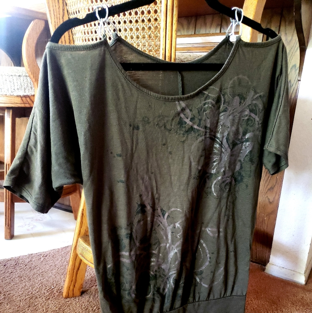 Green blouse